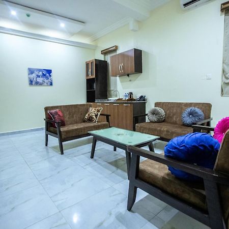 Apartment 79 Hotel & Suite Ikeja Exterior photo