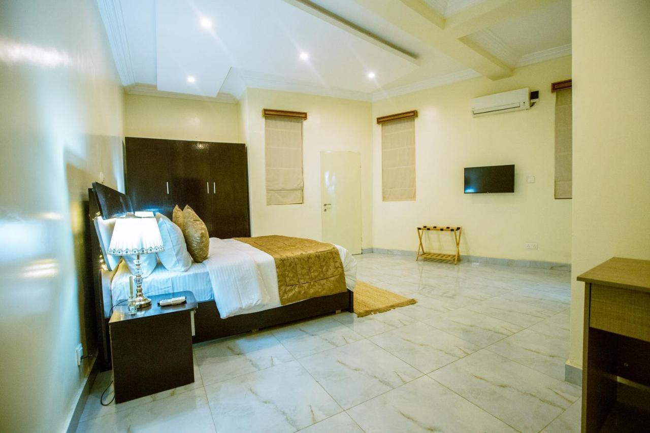 Apartment 79 Hotel & Suite Ikeja Exterior photo