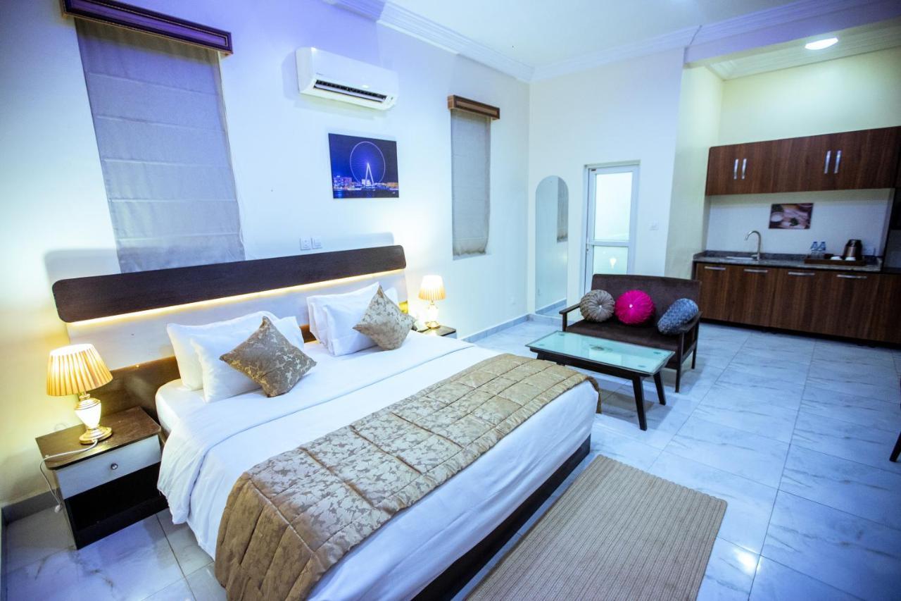 Apartment 79 Hotel & Suite Ikeja Exterior photo