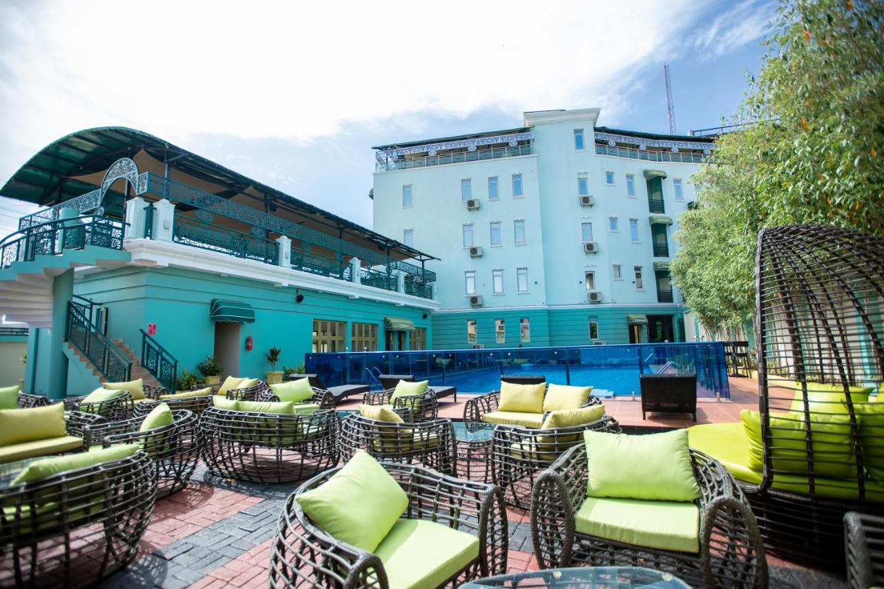 Apartment 79 Hotel & Suite Ikeja Exterior photo