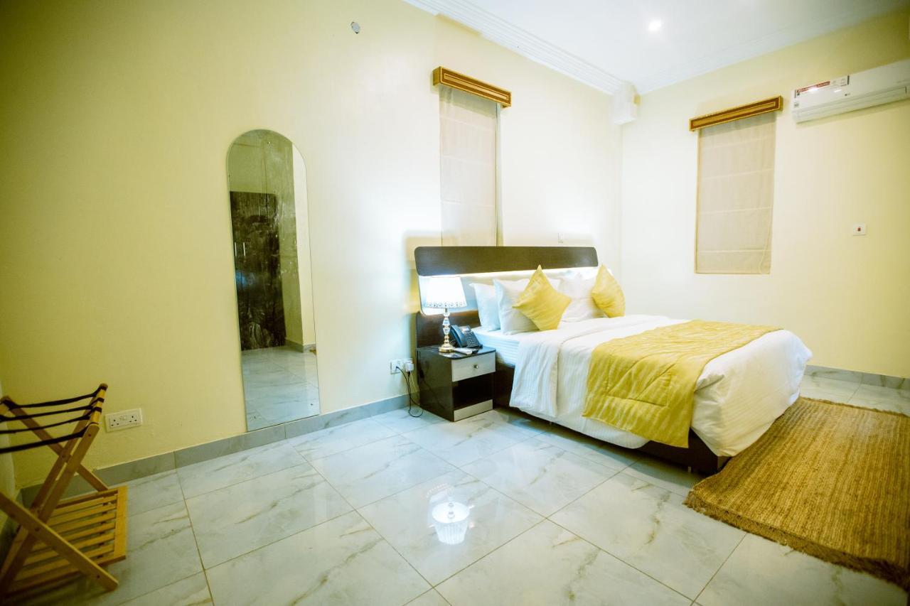 Apartment 79 Hotel & Suite Ikeja Exterior photo