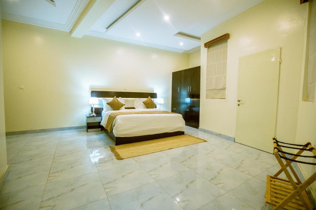 Apartment 79 Hotel & Suite Ikeja Exterior photo