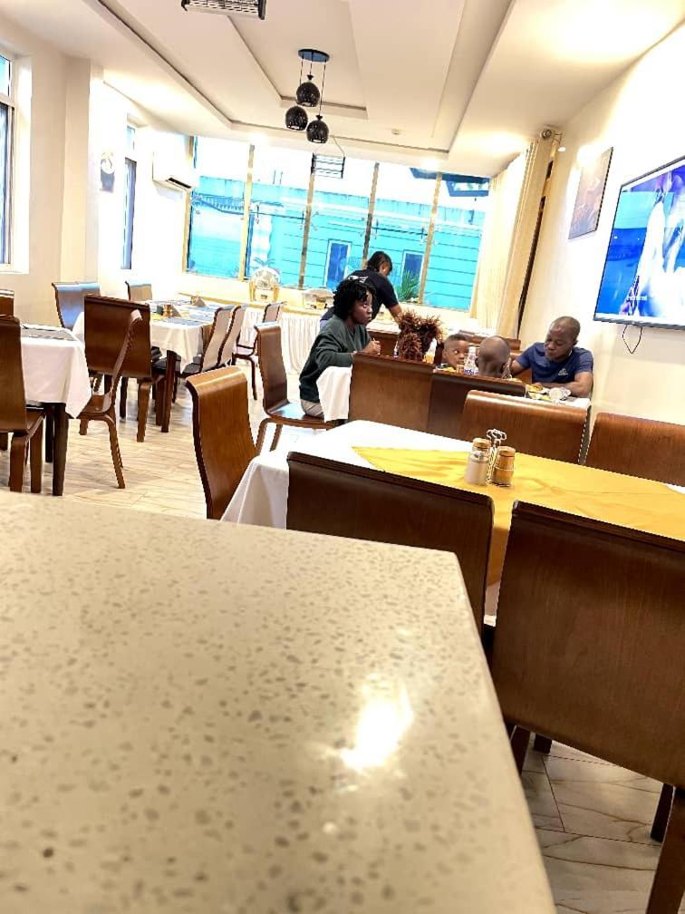 Apartment 79 Hotel & Suite Ikeja Exterior photo